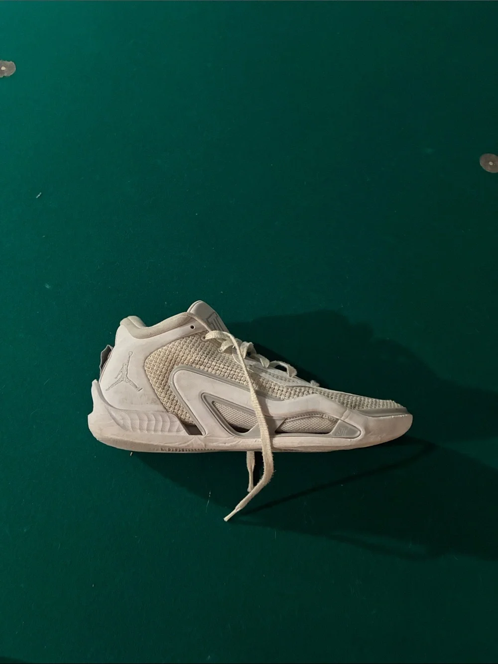 Jordan Low-Top Sneakers in Off-White